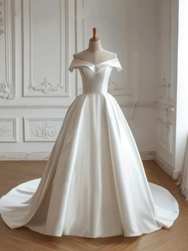 What to Do With Your Wedding Gown and Jewelry the Week After