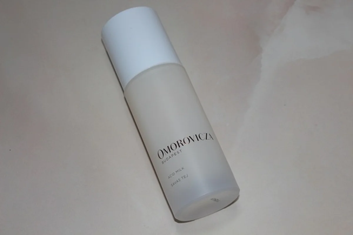 Omorovicza Acid Milk alongside other skincare products