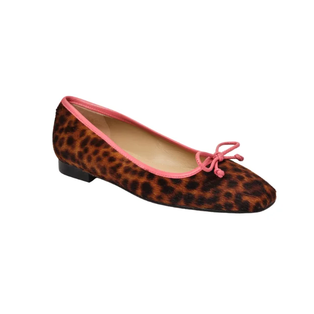 Pink leopard print ballet flats with a bow detail