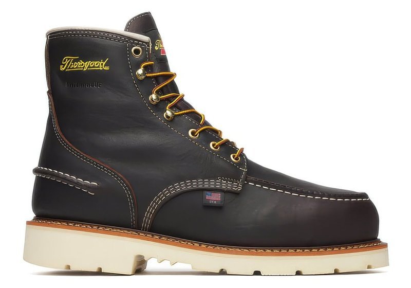 Suede chukka boot in earthy tobacco shade